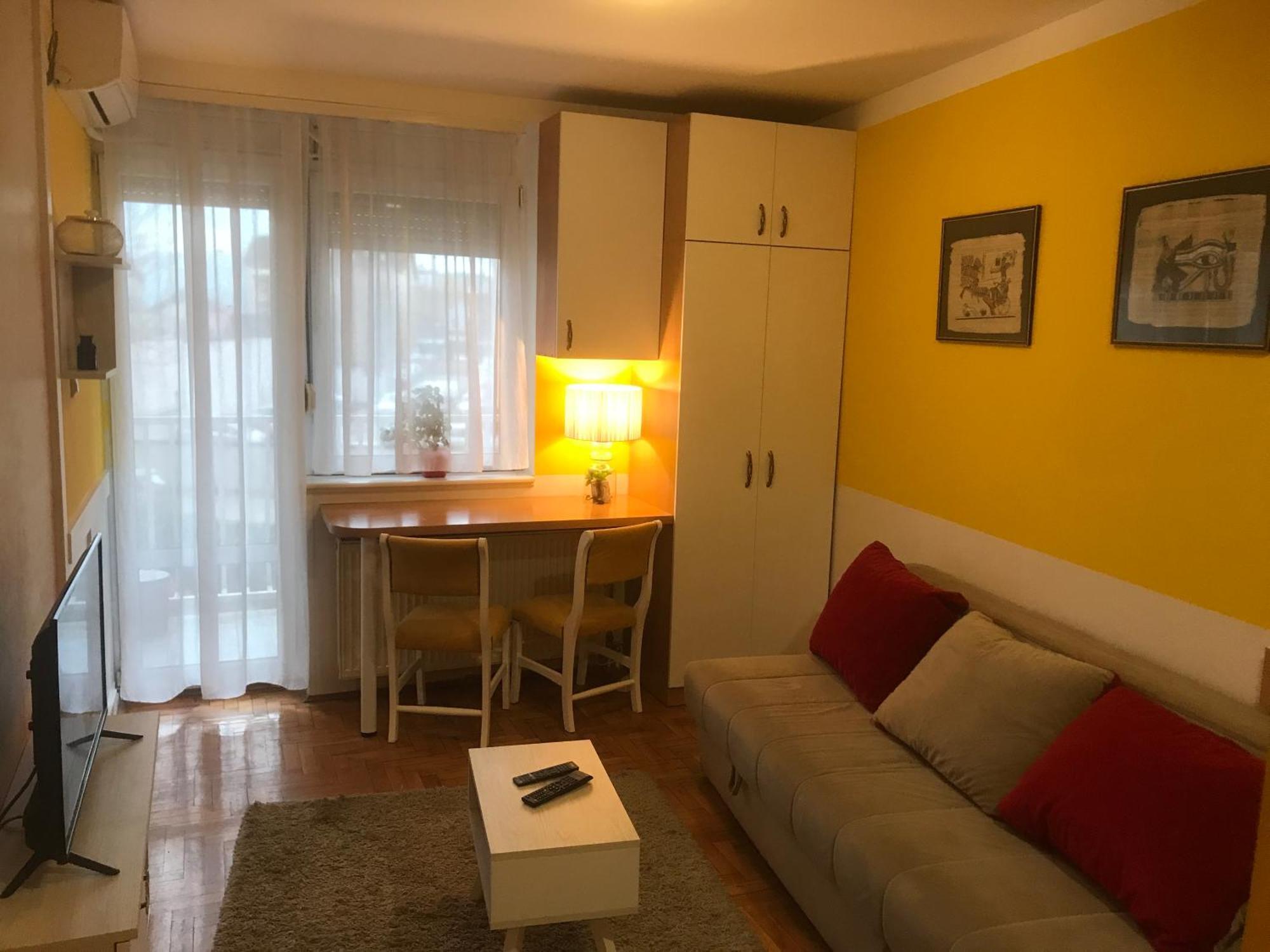 Tina Sajam Studio Novi Sad Exteriér fotografie